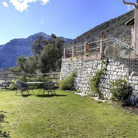 L'aire Holiday home Lantosque